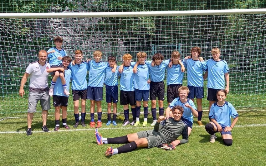 Unterstufen-Landesmeisterschaft: Die FußballspielerInnen unserer Schule krönen ihre tolle Saison mit einer guten Leistung